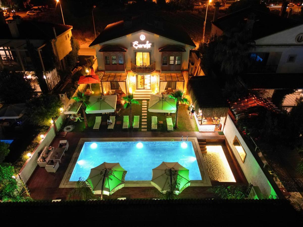 Serefe Hotel Alaçatı Esterno foto