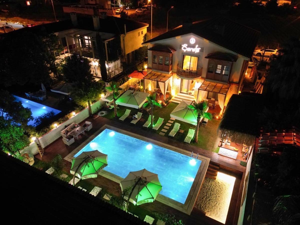 Serefe Hotel Alaçatı Esterno foto
